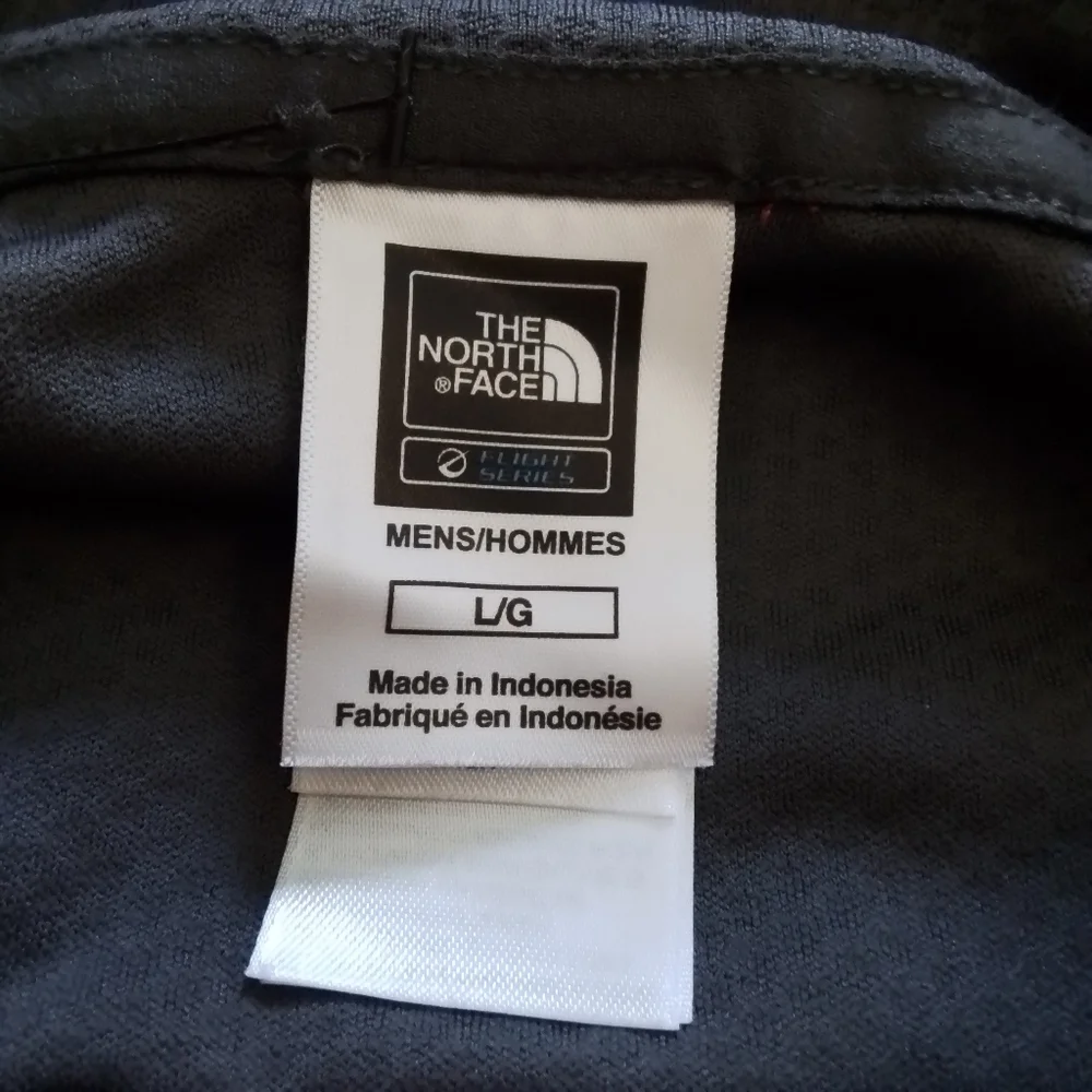 The North Face Flight Series Quarter-Zip Pullover Red/Gray - L